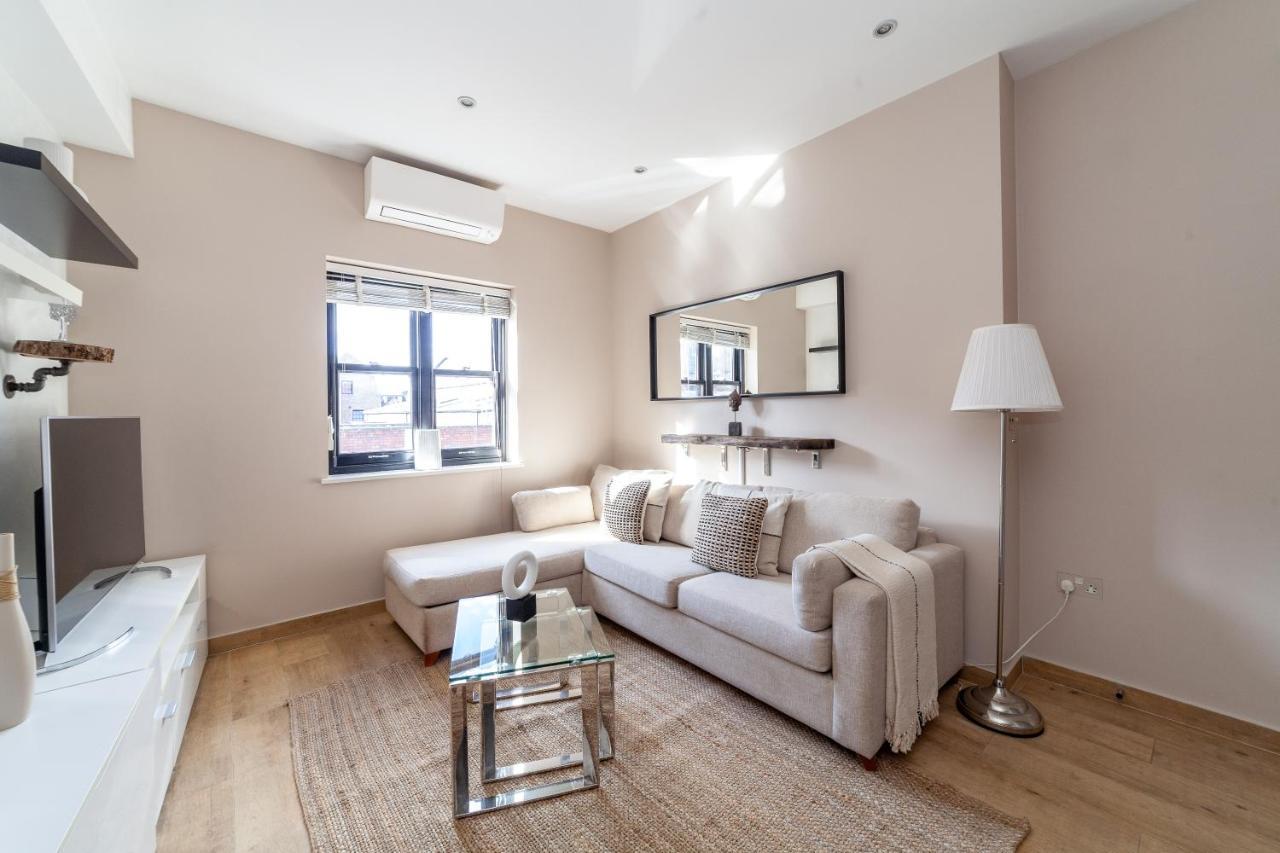 The Ravenscourt Park Collection * Londra